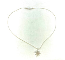 Load image into Gallery viewer, Star necklace
