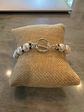 Load image into Gallery viewer, Pearl and sapphire bracelet
