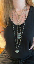Load image into Gallery viewer, Heart of druzy
