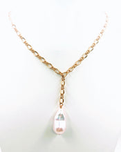 Load image into Gallery viewer, Baroque pearl necklace
