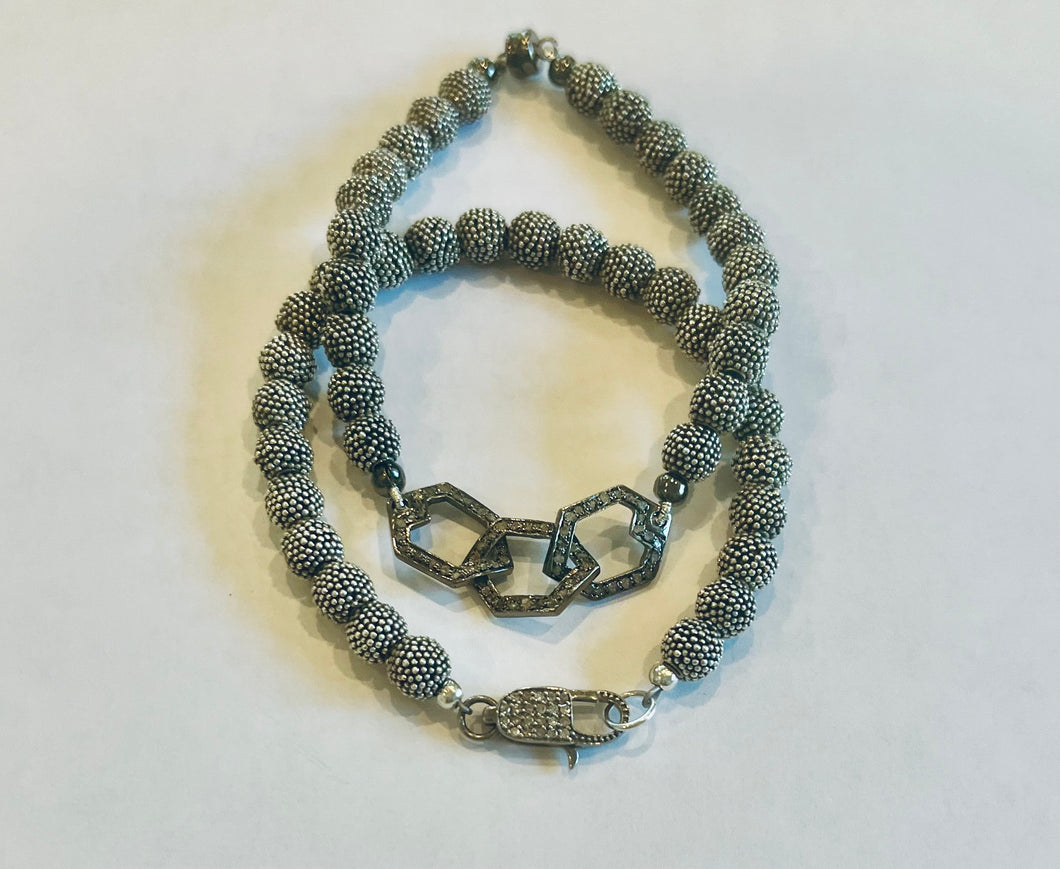 Small granulated bracelets
